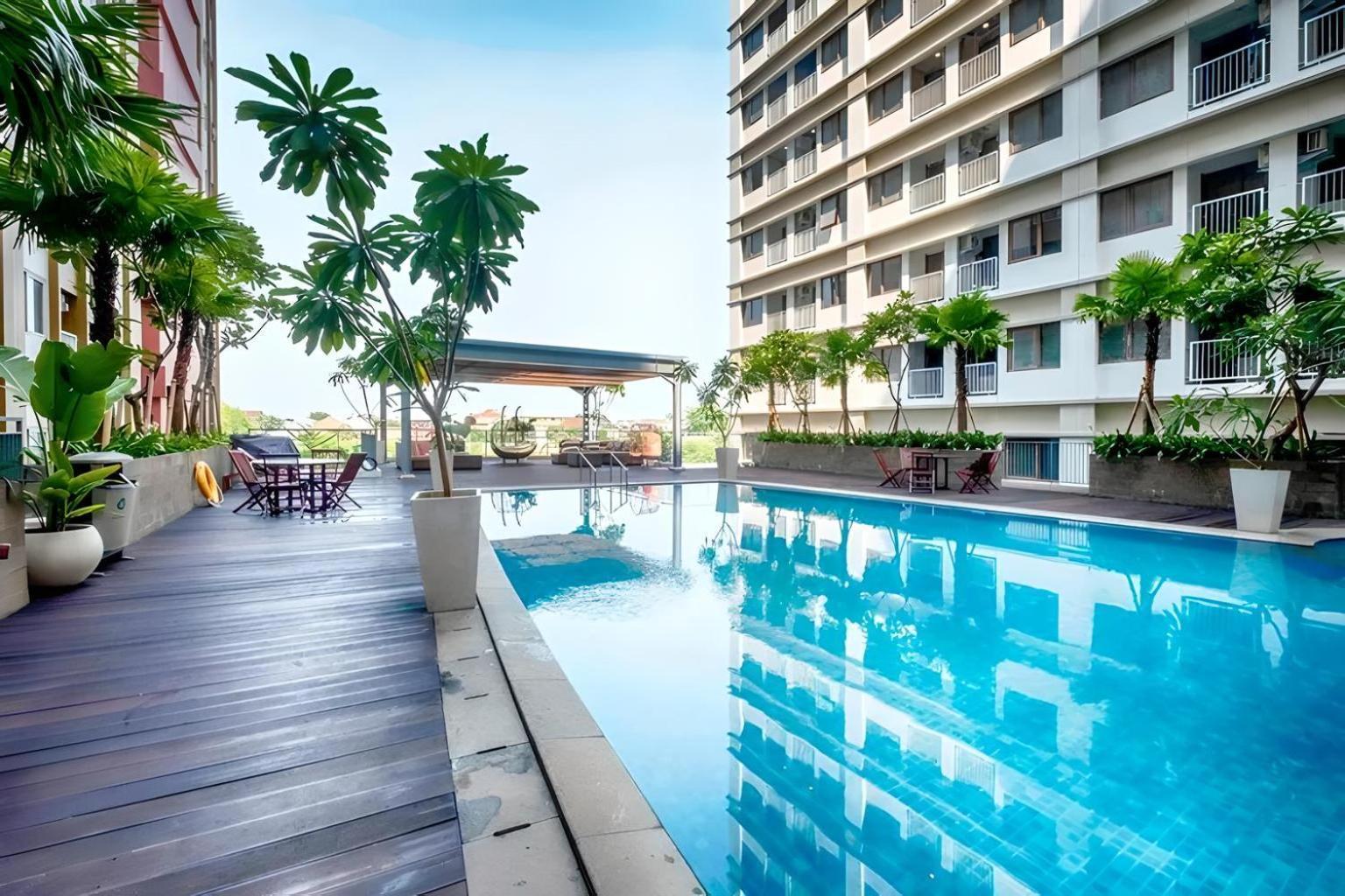 Furnished Studio, 5 Mins To Lrt Jabodebek Station * Bekasi